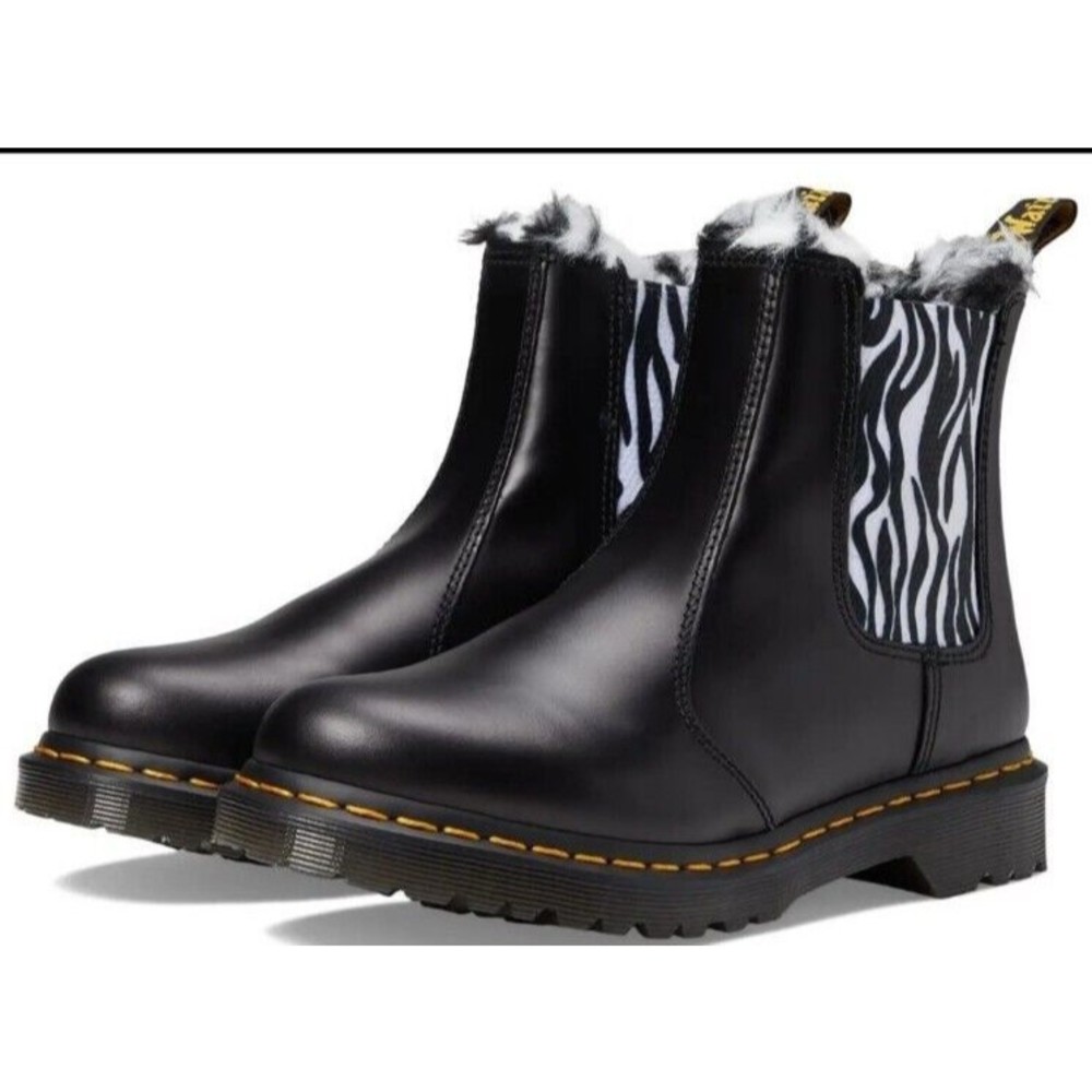 Dr Martens 2976 Leonore Chelsea Boots Womens Size 6 Black Smooth Leather Zebra